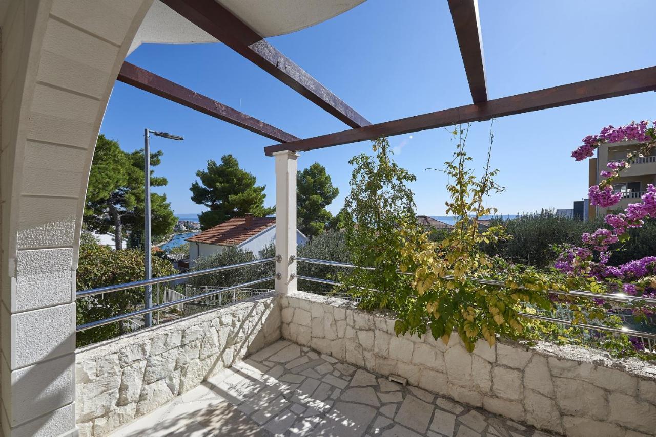 Apartments With A Parking Space Mavarstica, Ciovo - 17803 Трогир Экстерьер фото