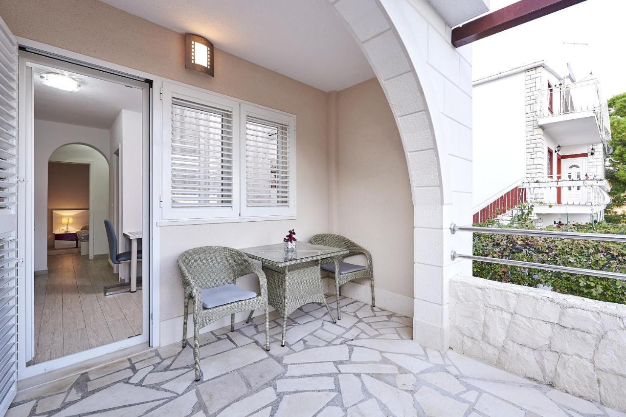 Apartments With A Parking Space Mavarstica, Ciovo - 17803 Трогир Экстерьер фото