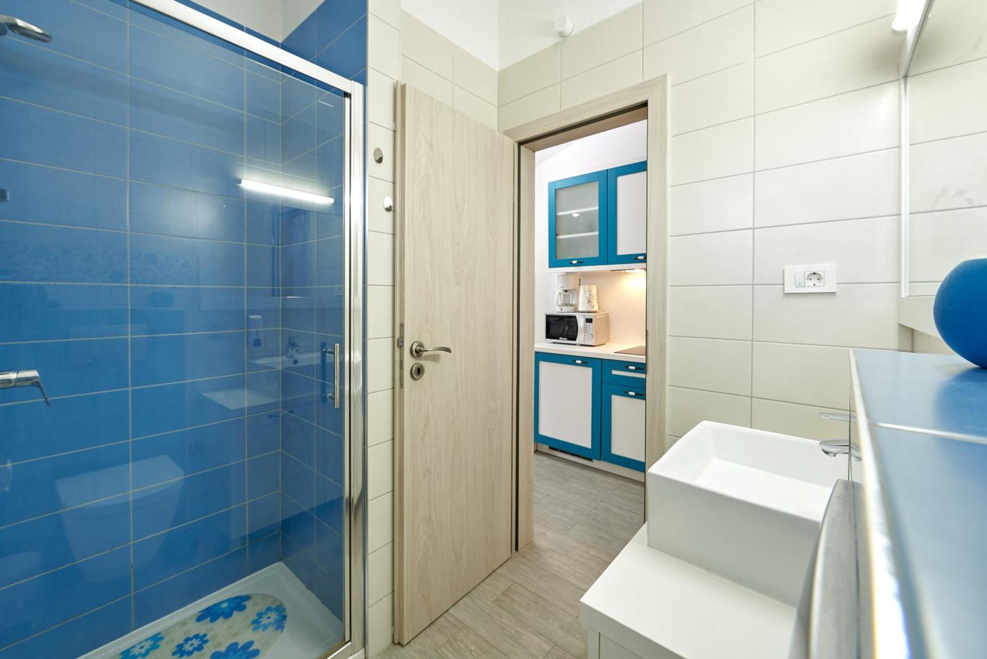 Apartments With A Parking Space Mavarstica, Ciovo - 17803 Трогир Номер фото